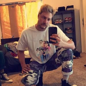 Meet your Posher, Ian